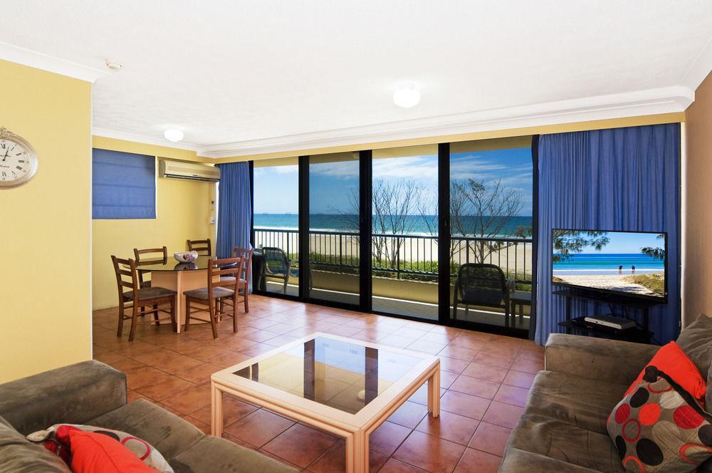 Pelican Sands Beach Resort Gold Coast Exterior foto