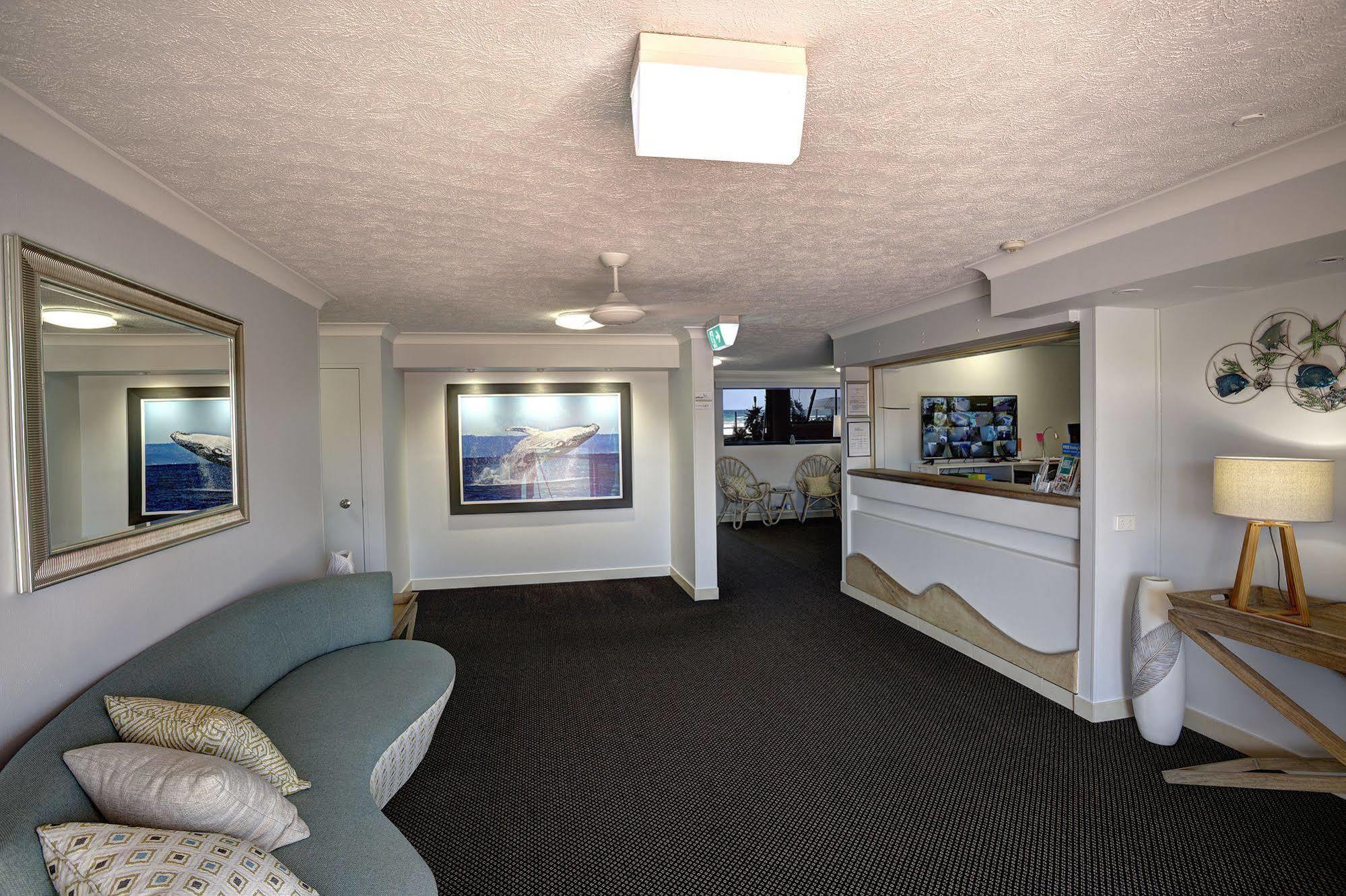 Pelican Sands Beach Resort Gold Coast Exterior foto